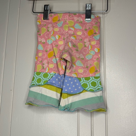 Matilda Jane Happy Go Lucky
Scallop Leggings 12 mo - Picture 9 of 9